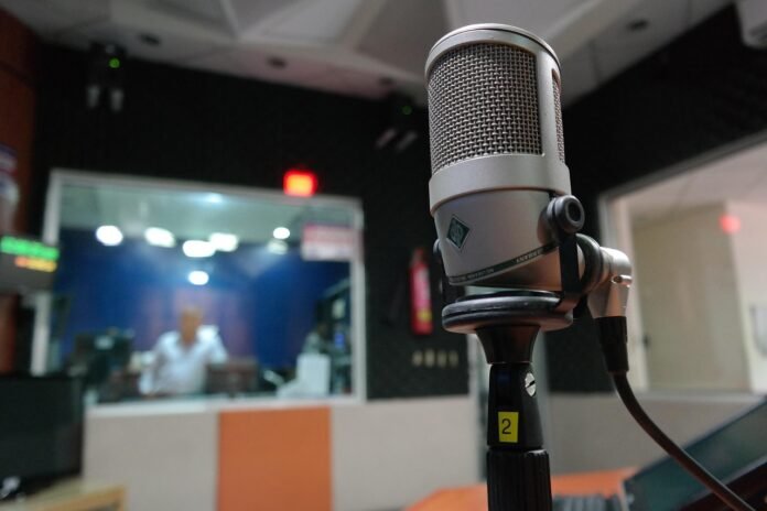 CleO FM: los clásicos que nunca pasan de moda y marcan nuestro aire